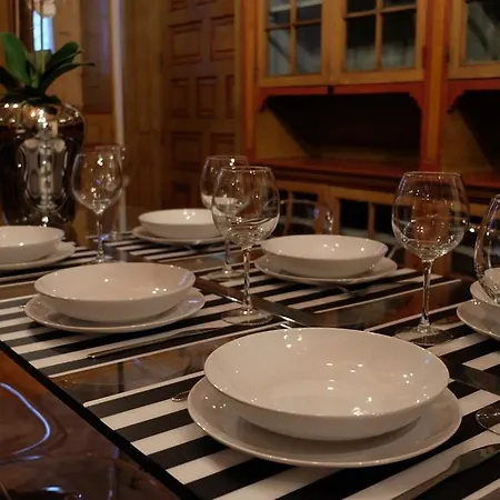 Lägenhet Finestay Palacete De Vilhena *