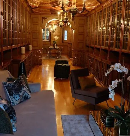 Finestay Palacete De Vilhena *